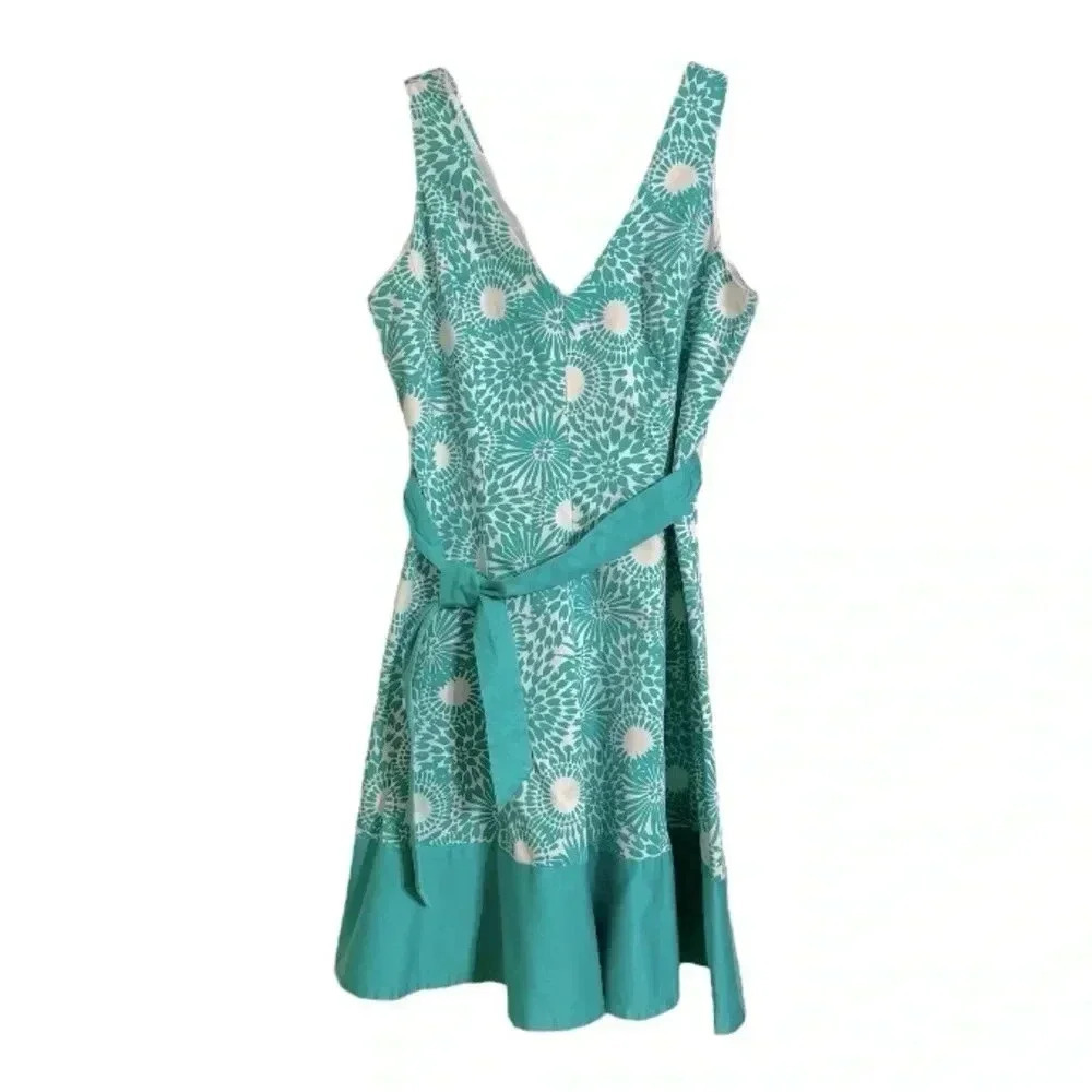 JONES Studio size 14 Elegant Green Floral Dress Pit to Pit 20", Length 31